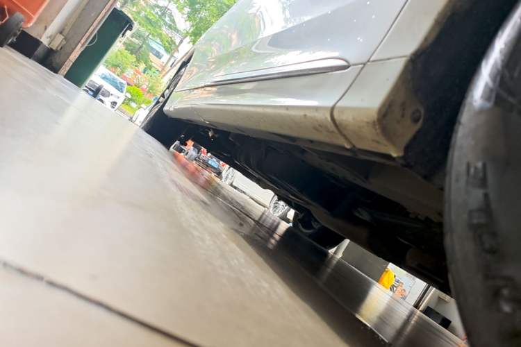 Used GAC Trumpchi M8 2023 Lingxiu Series 390T Ultimate Edition Right Side Sill