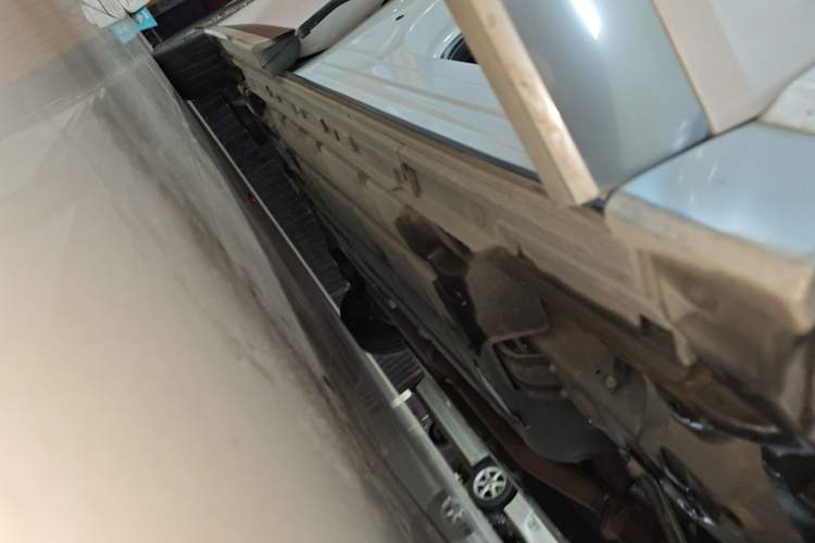 Used GAC Trumpchi M8 2023 Zongshi Series Dual-Motor YuZun Edition Right Side Sill