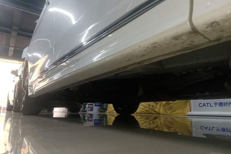 Used GAC Trumpchi M8 2023 Lingxiu Series 390T Deluxe Edition Right Side Sill