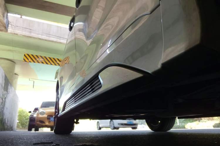 Used GAC Trumpchi M8 2023 Master Series 390T Ultimate Edition Right Side Sill