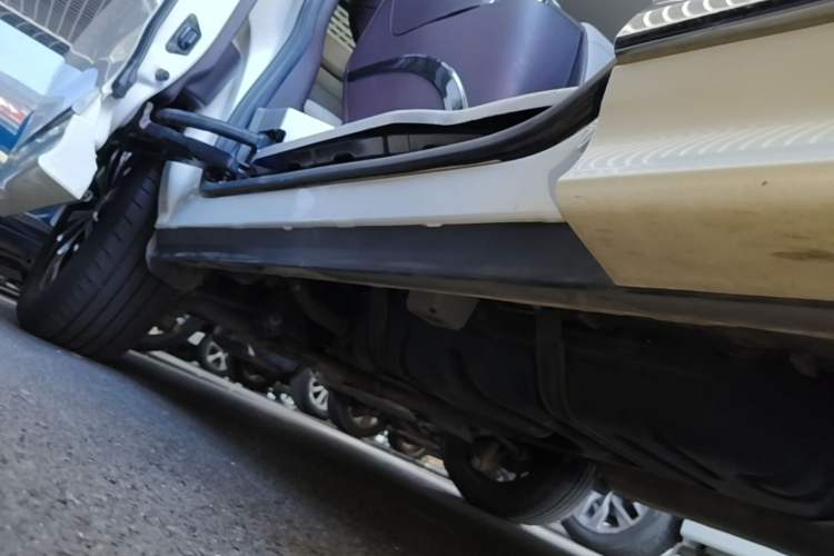 Used GAC Trumpchi M8 2023 Lingxiu Series 390T Luxury Edition Right Side Sill