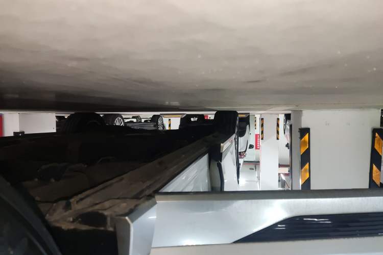 Used GAC Trumpchi M8 2023 Zongshi Series Dual-Motor Supreme Edition Right Side Sill