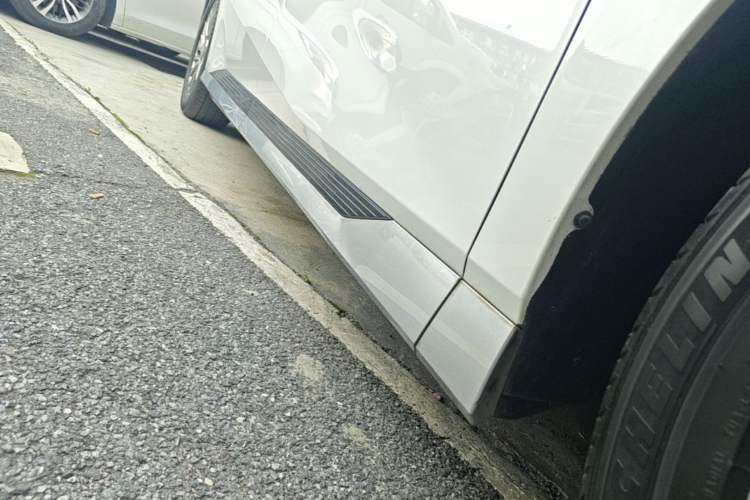 Used GAC Trumpchi M8 2023 Zongshi Series 400T Ultimate Edition Right Side Sill