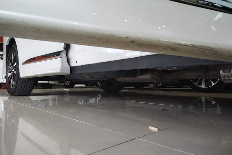 Used GAC Trumpchi M8 2023 Lingxiu Series 390T Deluxe Edition Right Side Sill
