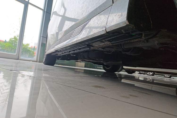 Used GAC Trumpchi M8 2023 Zongshi Series 400T Ultimate Edition Right Side Sill