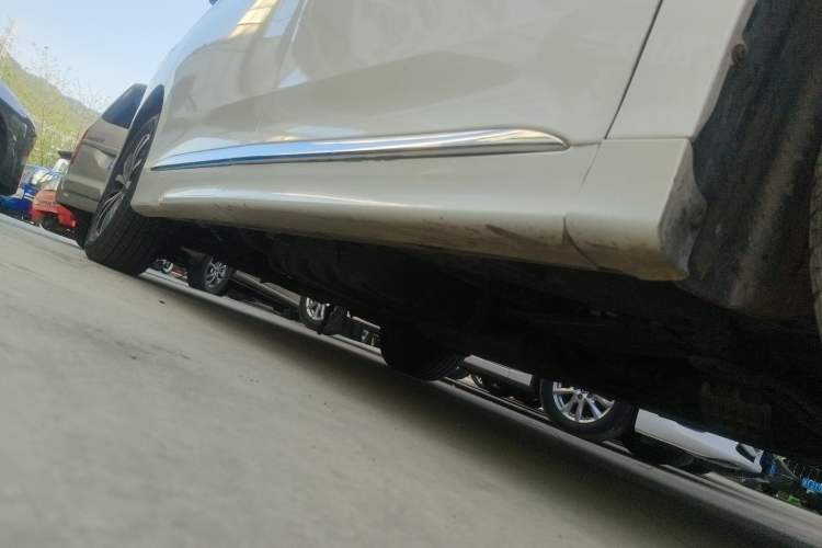 Used GAC Trumpchi M8 2023 Lingxiu Series 390T Deluxe Edition Right Side Sill