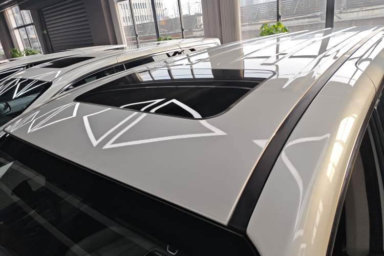 Used GAC Trumpchi M8 2023 Lingxiu Series 390T Deluxe Edition Roof