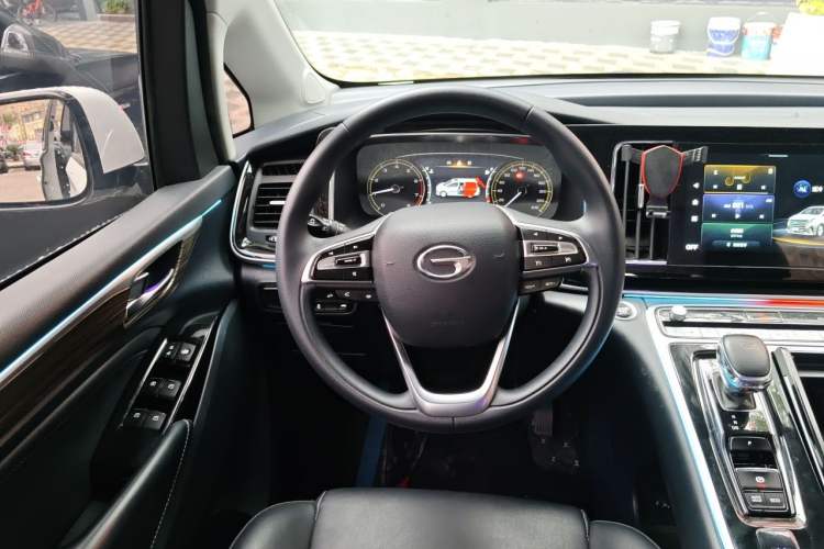 Used GAC Trumpchi M8 2023 Lingxiu Series 390T Luxury Edition Steering Wheel