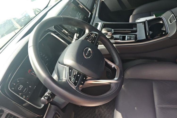 Used GAC Trumpchi M8 2023 Lingxiu Series 390T Prestige Edition Steering Wheel