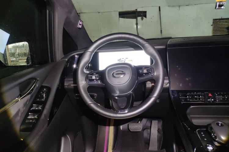 Used GAC Trumpchi M8 2023 Zongshi Series 400T Flagship Edition Steering Wheel