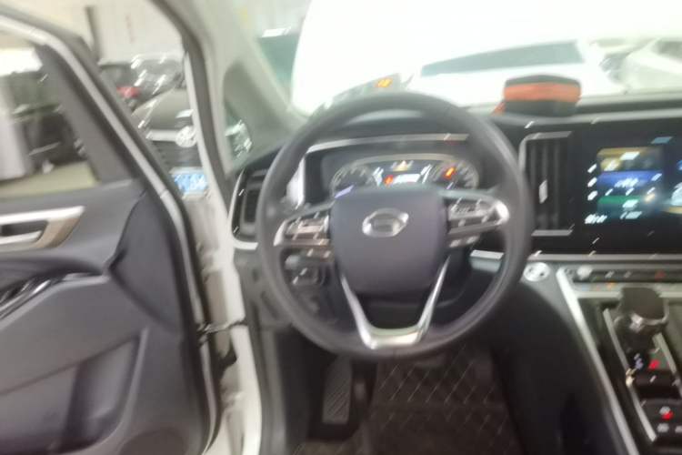 Used GAC Trumpchi M8 2023 Lingxiu Series 390T Deluxe Edition Steering Wheel