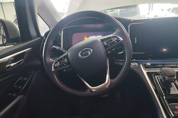 Used GAC Trumpchi M8 2023 Lingxiu Series 390T Prestige Edition Steering Wheel