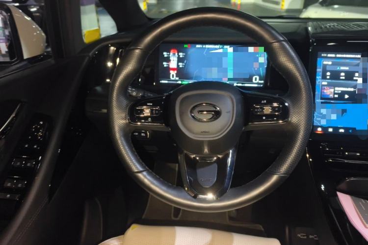 Used GAC Trumpchi M8 2023 Zongshi Series Dual-Motor YuZun Edition Steering Wheel