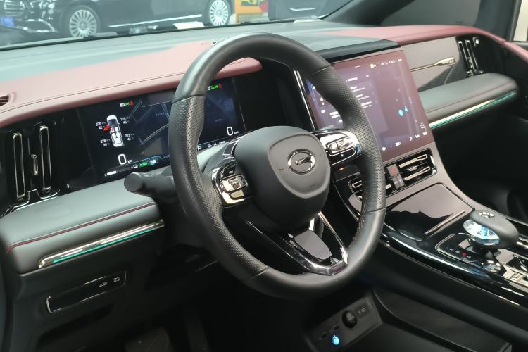 Used GAC Trumpchi M8 2023 Zongshi Series Dual-Motor Flagship Edition Steering Wheel