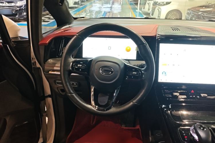 Used GAC Trumpchi M8 2023 Zongshi Series Dual-Motor YuZun Edition Steering Wheel