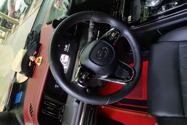 Used GAC Trumpchi M8 2023 Zongshi Series Dual-Motor YuZun Edition Steering Wheel