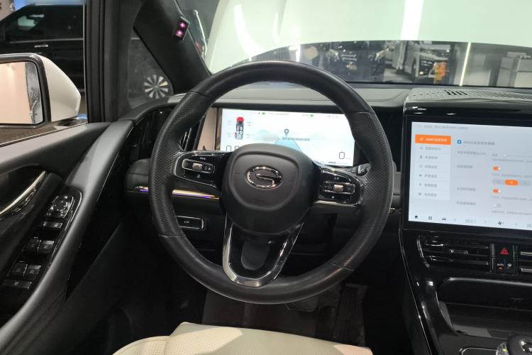 Used GAC Trumpchi M8 2023 Zongshi Series 400T Flagship Edition Steering Wheel