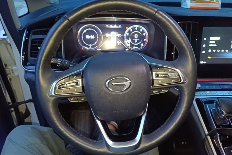 Used GAC Trumpchi M8 2023 Master Series 390T Ultimate Edition Steering Wheel