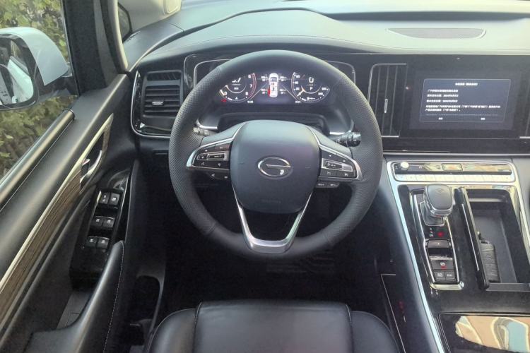 Used GAC Trumpchi M8 2023 Lingxiu Series 390T Ultimate Edition Steering Wheel