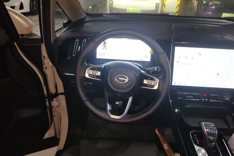 Used GAC Trumpchi M8 2023 Zongshi Series 400T Ultimate Edition Steering Wheel