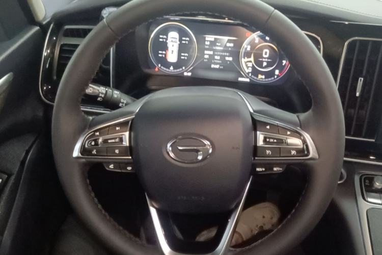 Used GAC Trumpchi M8 2023 Lingxiu Series 390T Ultimate Edition Steering Wheel