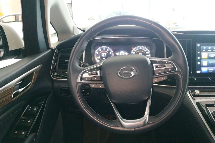 Used GAC Trumpchi M8 2023 Master Series 390T Prestige Edition Steering Wheel