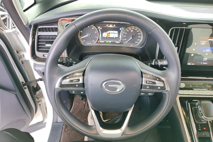 Used GAC Trumpchi M8 2023 Lingxiu Series 390T Luxury Edition Steering Wheel