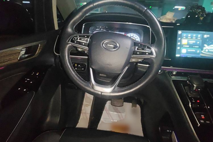 Used GAC Trumpchi M8 2023 Lingxiu Series 390T Ultimate Edition Steering Wheel