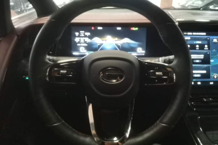Used GAC Trumpchi M8 2023 Zongshi Series Dual-Motor YuZun Edition Steering Wheel