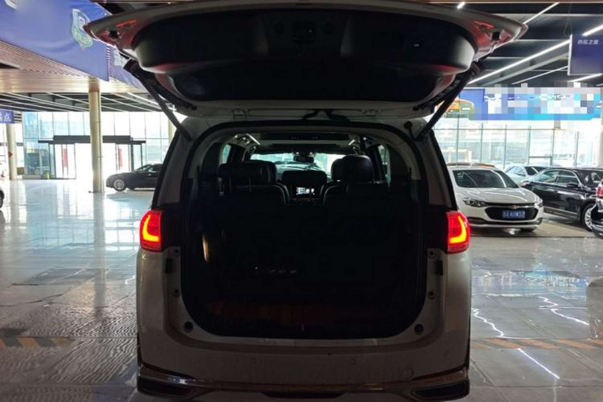 Used GAC Trumpchi M8 2023 Lingxiu Series 390T Ultimate Edition Trunk