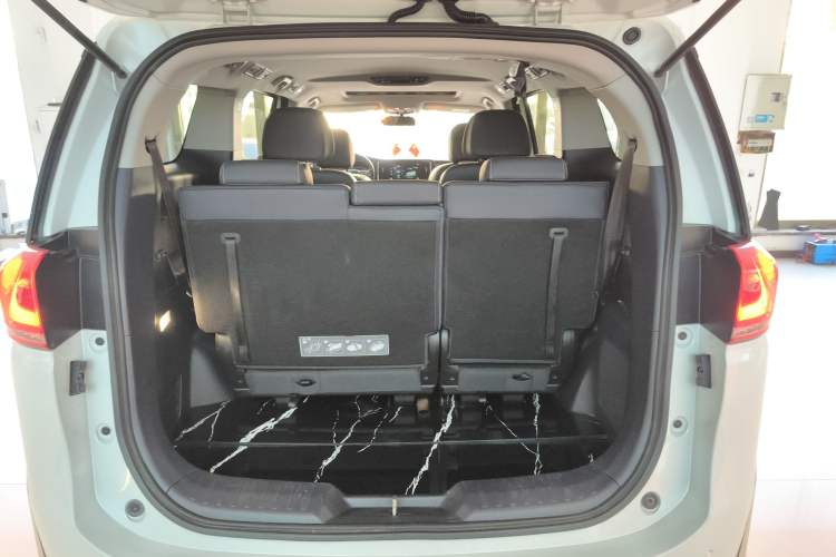 Used GAC Trumpchi M8 2023 Lingxiu Series 390T Deluxe Edition Trunk