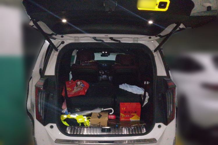 Used GAC Trumpchi M8 2023 Zongshi Series Dual-Motor YuZun Edition Trunk