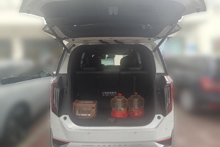 Used GAC Trumpchi M8 2023 Zongshi Series Dual-Motor Flagship Edition Trunk