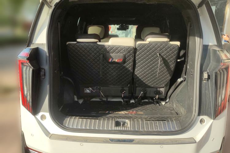 Used GAC Trumpchi M8 2023 Zongshi Series Dual-Motor YuZun Edition Trunk