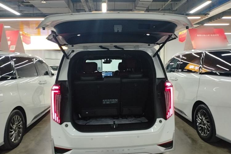 Used GAC Trumpchi M8 2023 Zongshi Series Dual-Motor Flagship Edition Trunk
