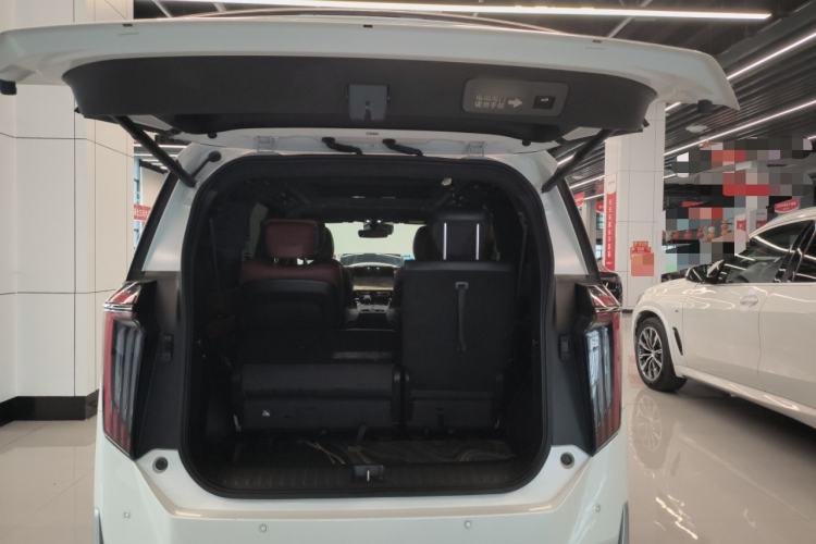 Used GAC Trumpchi M8 2023 Zongshi Series 400T Ultimate Edition Trunk