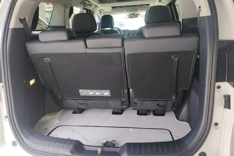 Used GAC Trumpchi M8 2023 Lingxiu Series 390T Ultimate Edition Trunk