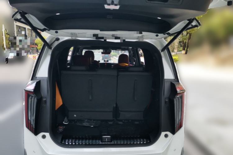 Used GAC Trumpchi M8 2023 Zongshi Series 400T Ultimate Edition Trunk