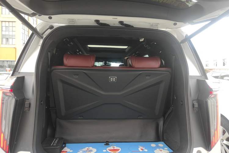 Used GAC Trumpchi M8 2023 Zongshi Series 400T Flagship Edition Trunk