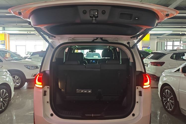 Used GAC Trumpchi M8 2023 Lingxiu Series 390T Ultimate Edition Trunk