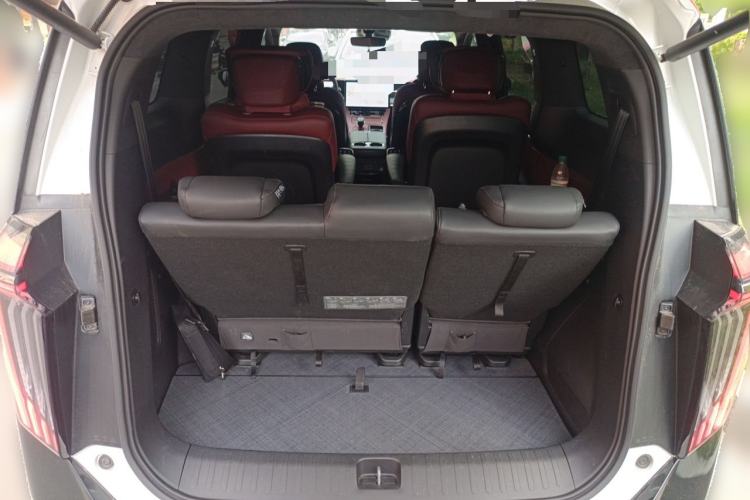 Used GAC Trumpchi M8 2023 Zongshi Series 400T Flagship Edition Trunk