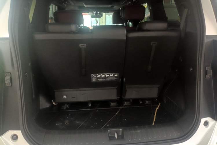 Used GAC Trumpchi M8 2023 Zongshi Series Dual-Motor YuZun Edition Trunk