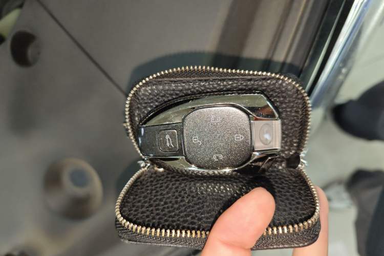 Used GAC Trumpchi M8 2023 Zongshi Series Dual-Motor YuZun Edition Vehicle Key