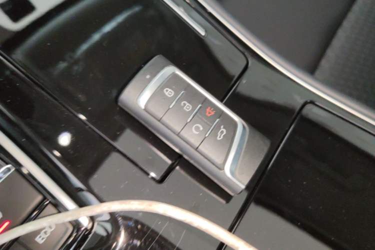 Used GAC Trumpchi M8 2023 Lingxiu Series 390T Deluxe Edition Vehicle Key