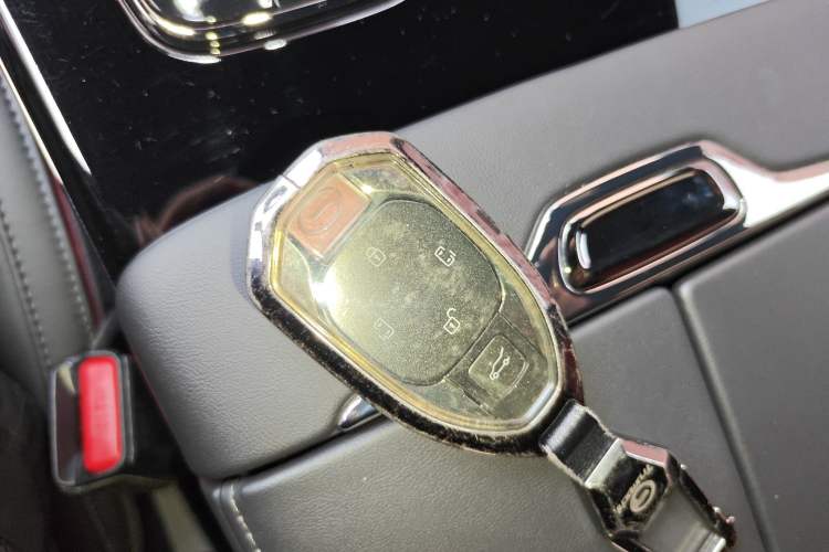 Used GAC Trumpchi M8 2023 Zongshi Series Dual-Motor Flagship Edition Vehicle Key