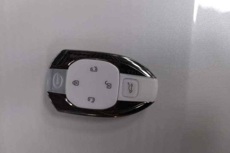 Used GAC Trumpchi M8 2023 Zongshi Series Dual-Motor Flagship Edition Vehicle Key