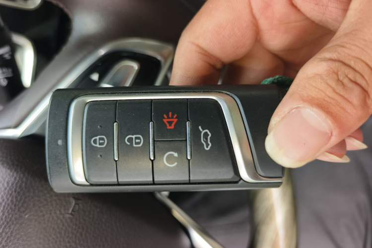 Used GAC Trumpchi M8 2023 Lingxiu Series 390T Luxury Edition Vehicle Key