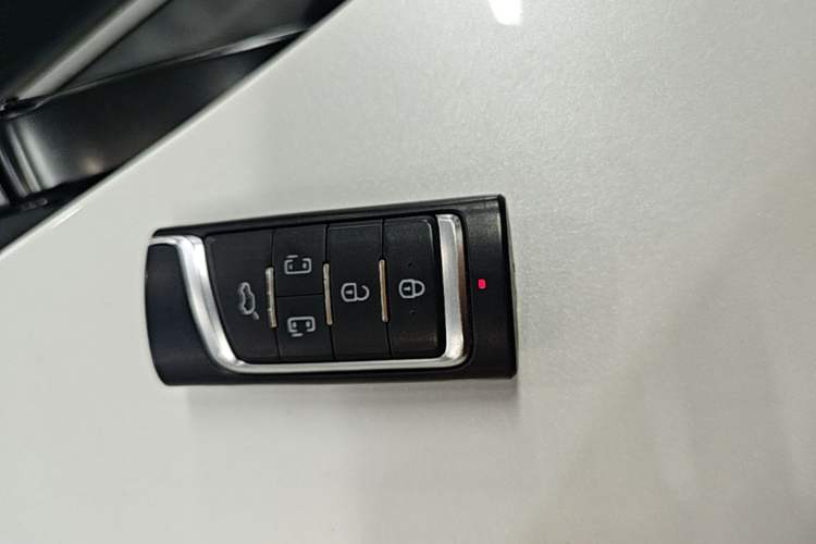 Used GAC Trumpchi M8 2023 Lingxiu Series 390T Prestige Edition Vehicle Key