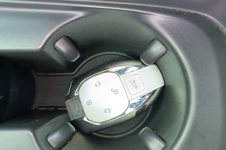 Used GAC Trumpchi M8 2023 Zongshi Series Dual-Motor Flagship Edition Vehicle Key