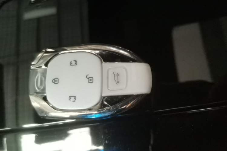 Used GAC Trumpchi M8 2023 Zongshi Series Dual-Motor YuZun Edition Vehicle Key